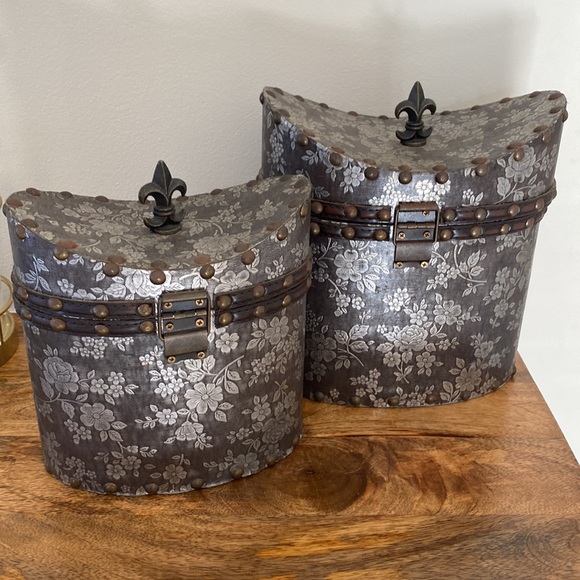 Two floral decorative boxes - Picture 3 of 12